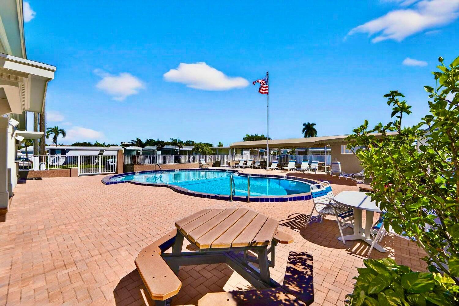 1401 South 33rd Road Hollywood, FL 33021 - Photo 39 of 44 20260119181836093183000000-o