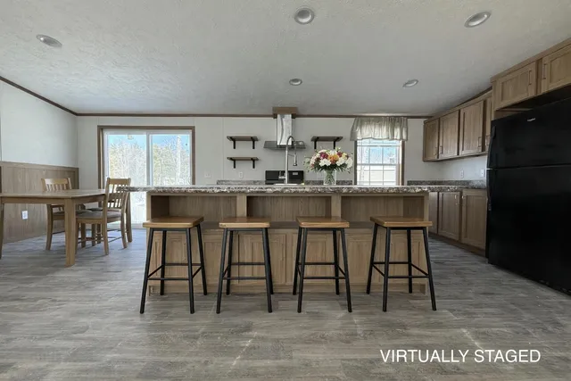 $289,000 | 17 Michaels Way, South Paris, ME 04281