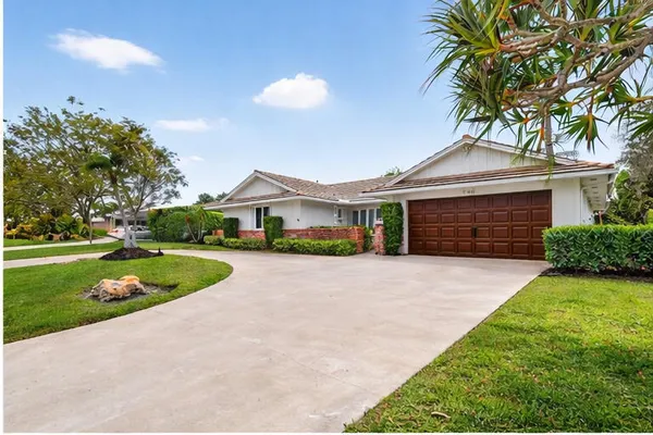 $769,900 | 229 Walton-Heath Drive, Atlantis, FL 33462