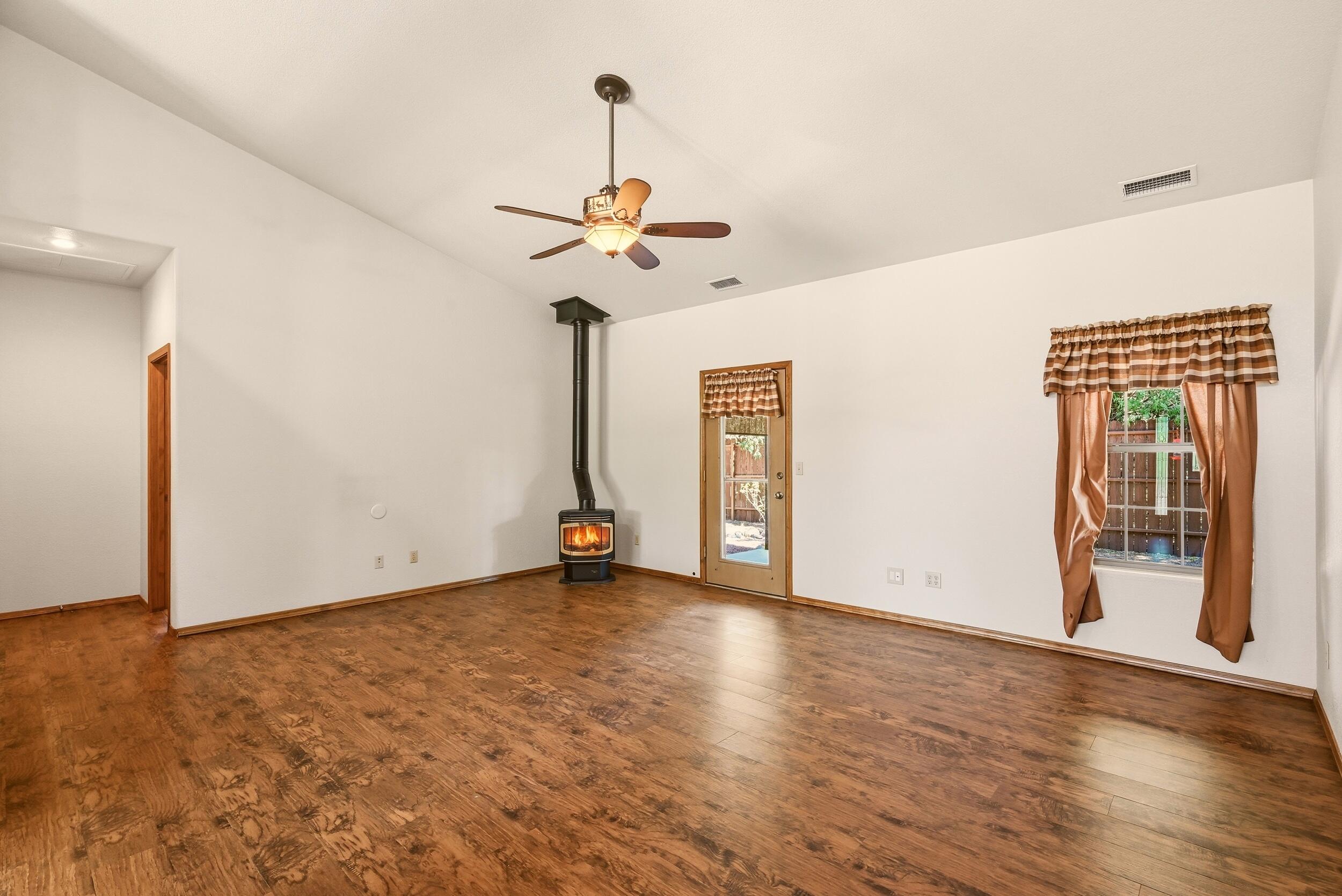 900 Landmark Trail Payson, AZ 85541 - Photo 4 of 37