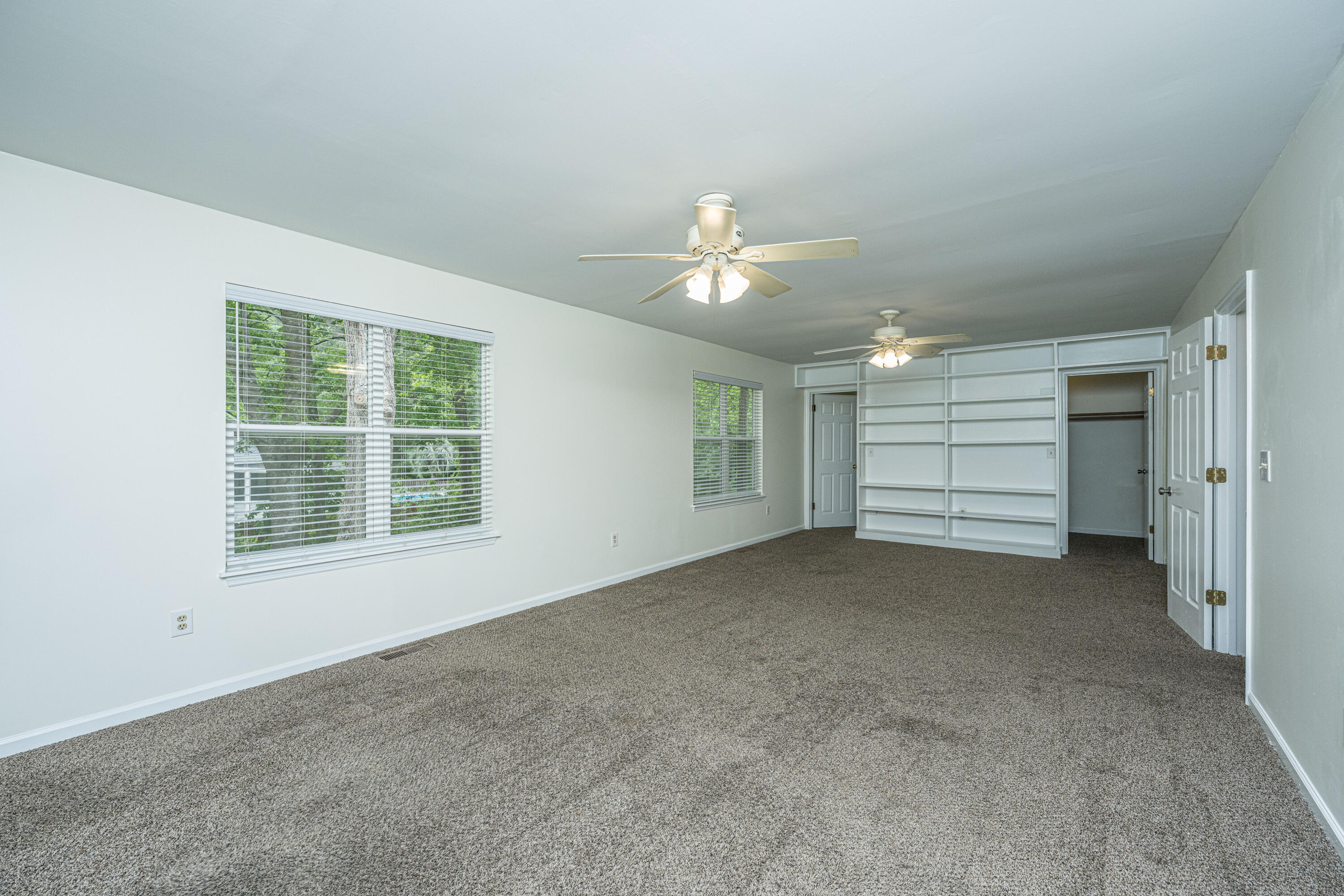 12 Inverary Court Charleston, SC 29414 - Photo 18 of 37 2nd Flr Primary Bdrm.3