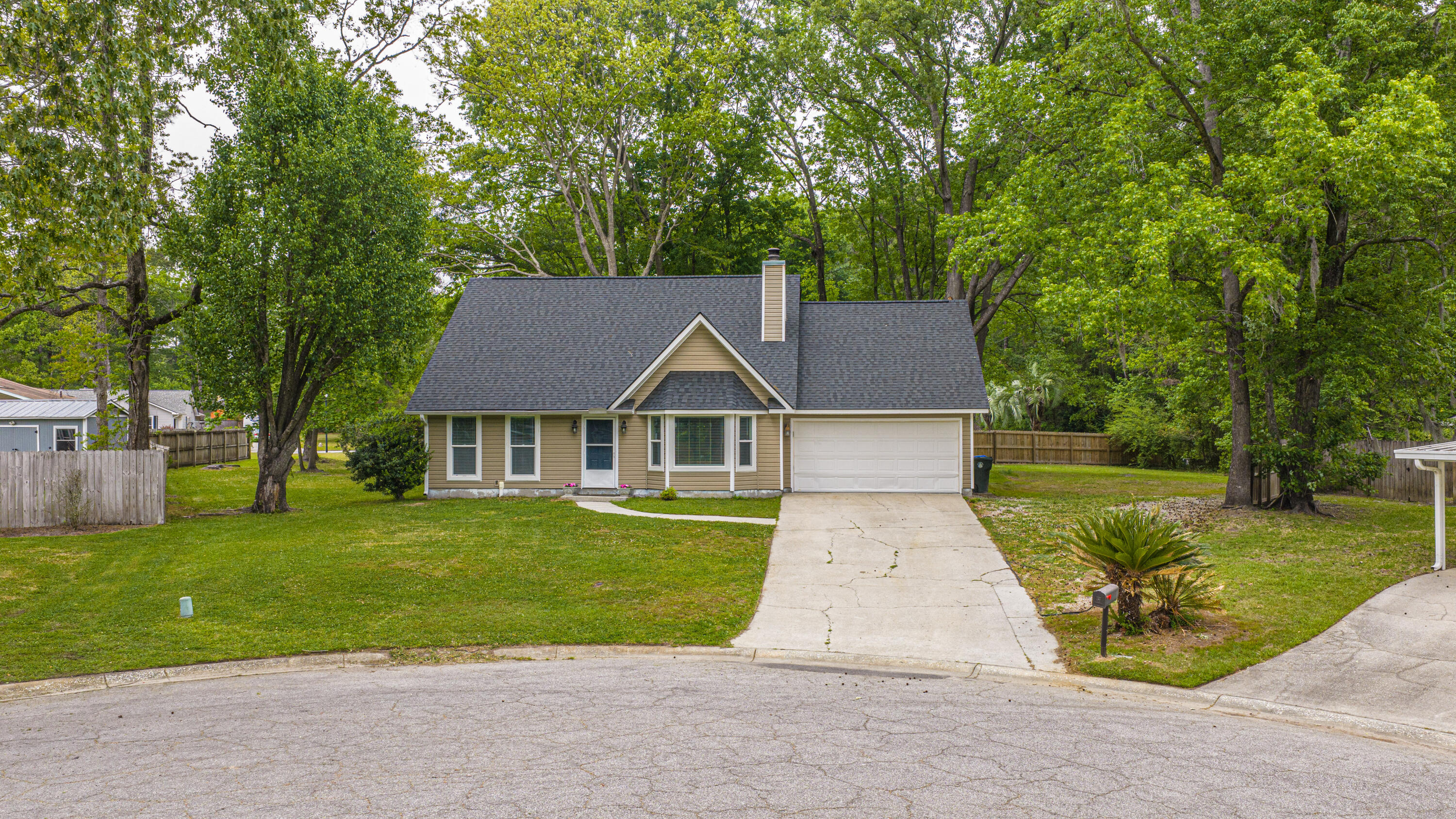 12 Inverary Court Charleston, SC 29414 - Photo 2 of 37 Front View.07