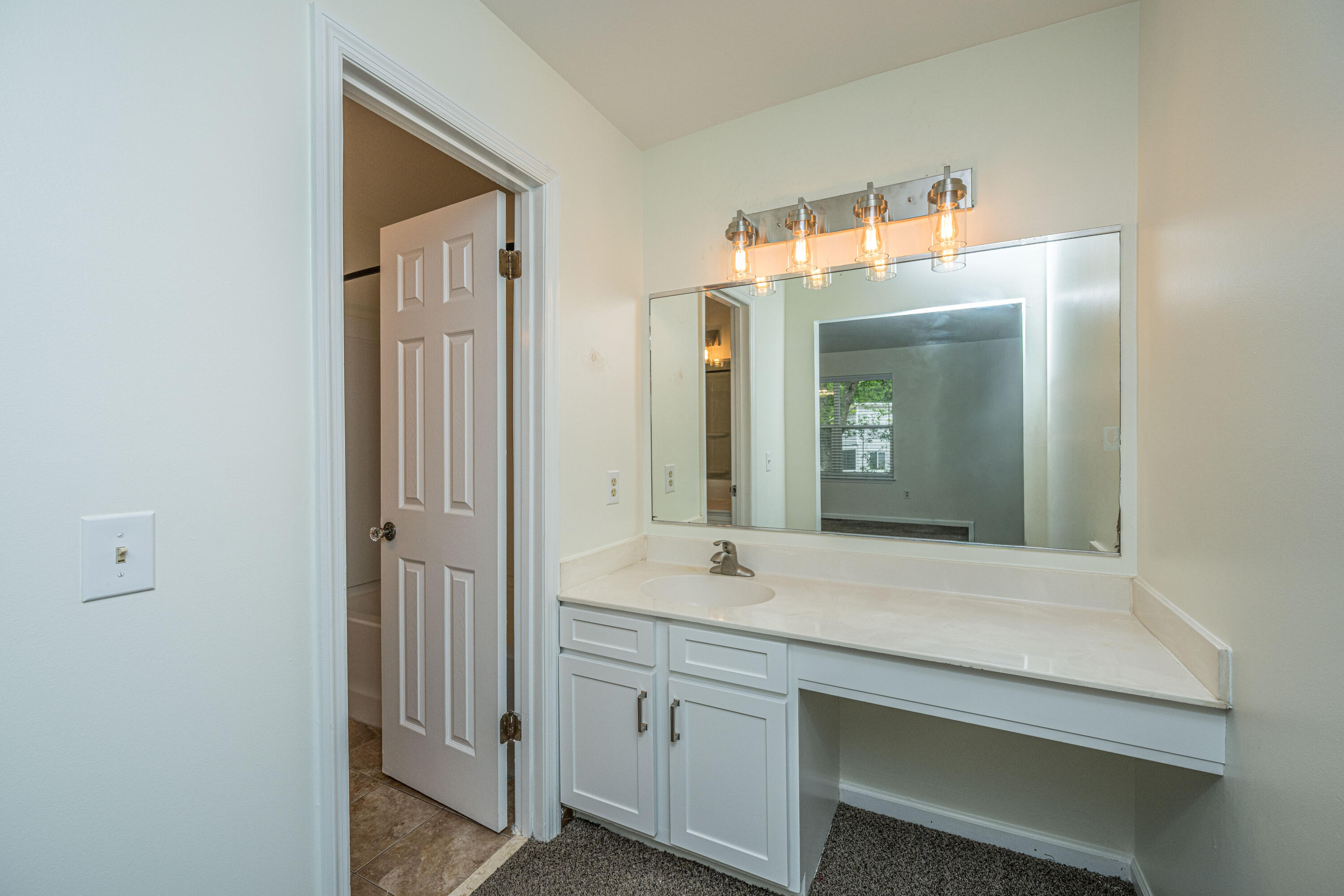12 Inverary Court Charleston, SC 29414 - Photo 22 of 37 2nd Flr Primary Bath.1