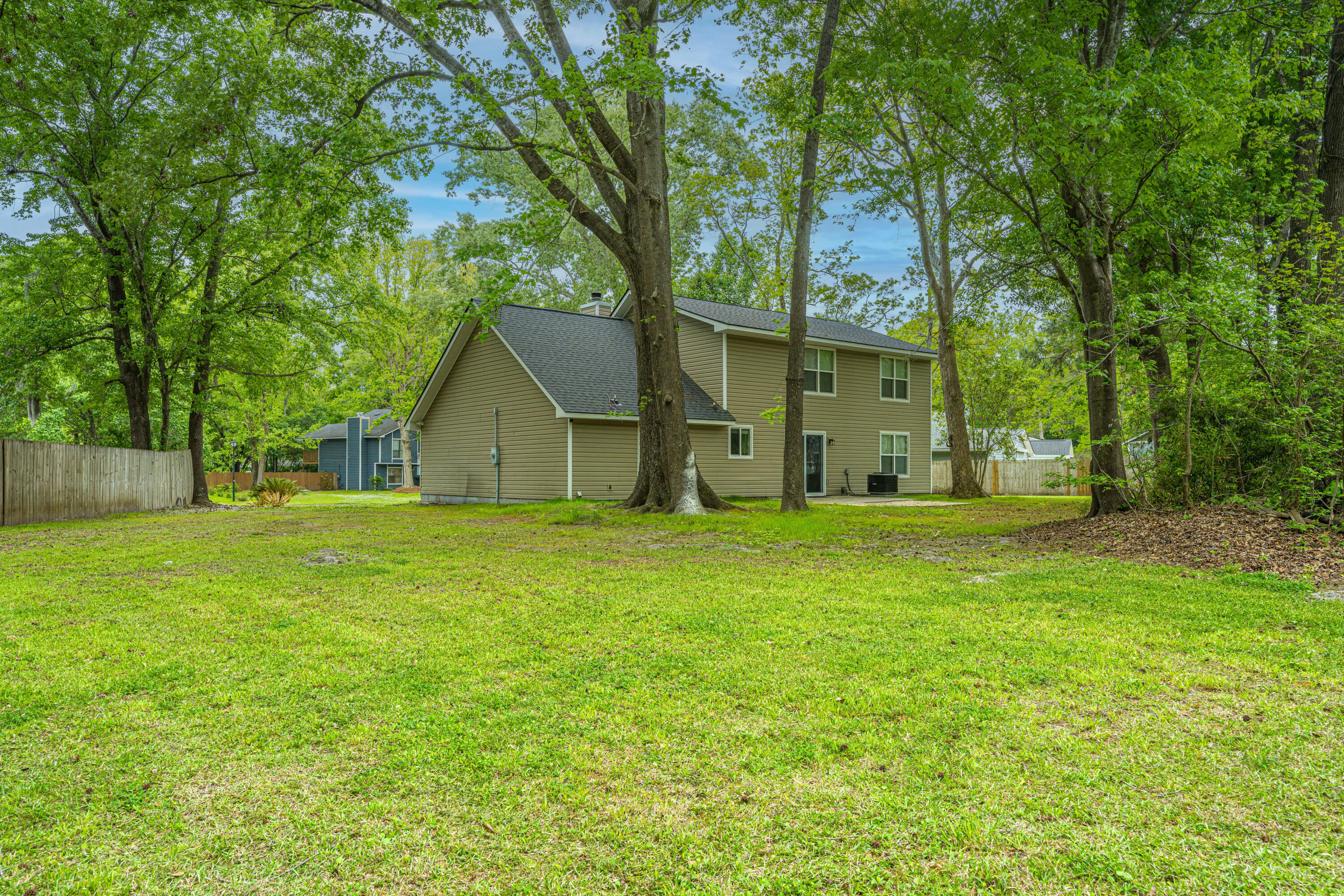 12 Inverary Court Charleston, SC 29414 - Photo 5 of 37 Backyard View.4