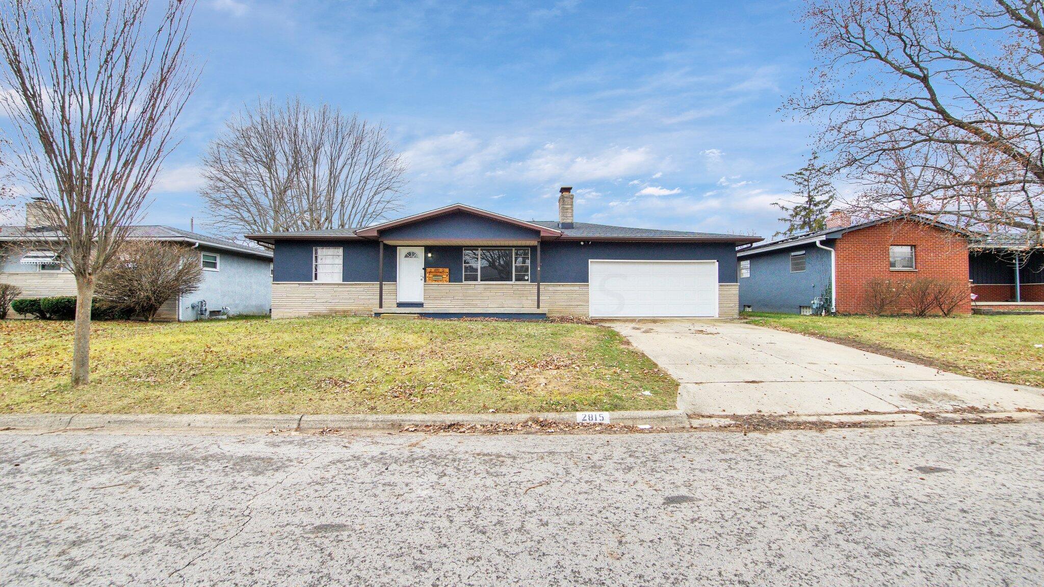 2815 Woodcroft Road Columbus, OH 43204 - Photo 3 of 30 3-web-or-mls-2815-woodcroft-rd