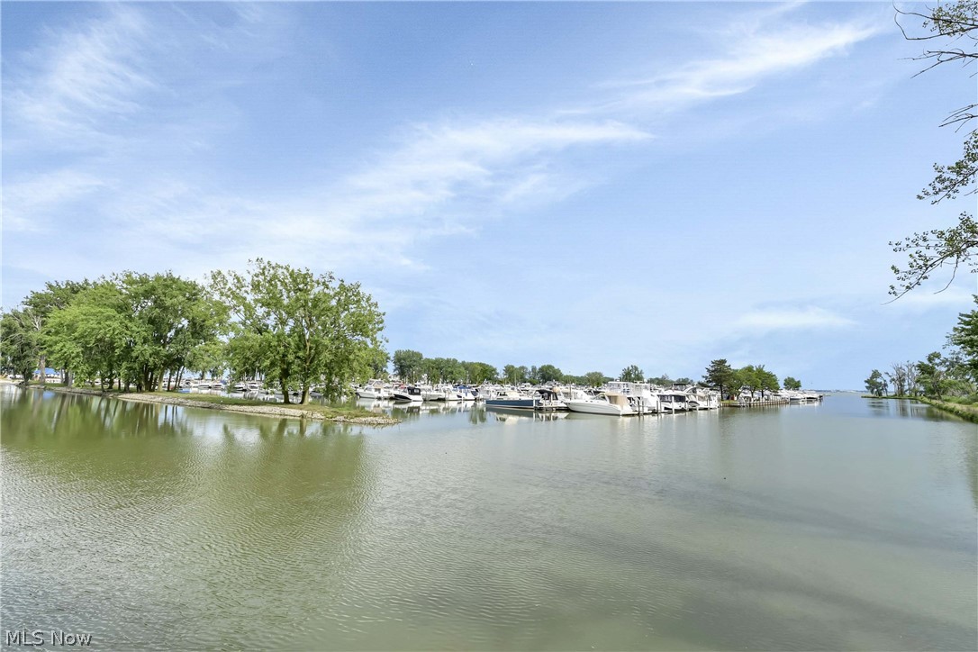 10850 East Bayshore Road, Unit WATERVIEW #68 Lakeside Marblehead, OH 43440 - Photo 33 of 38