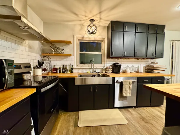 $234,900 | 333 Oakridge Drive, North Vernon, IN 47265