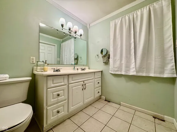 $234,900 | 333 Oakridge Drive, North Vernon, IN 47265