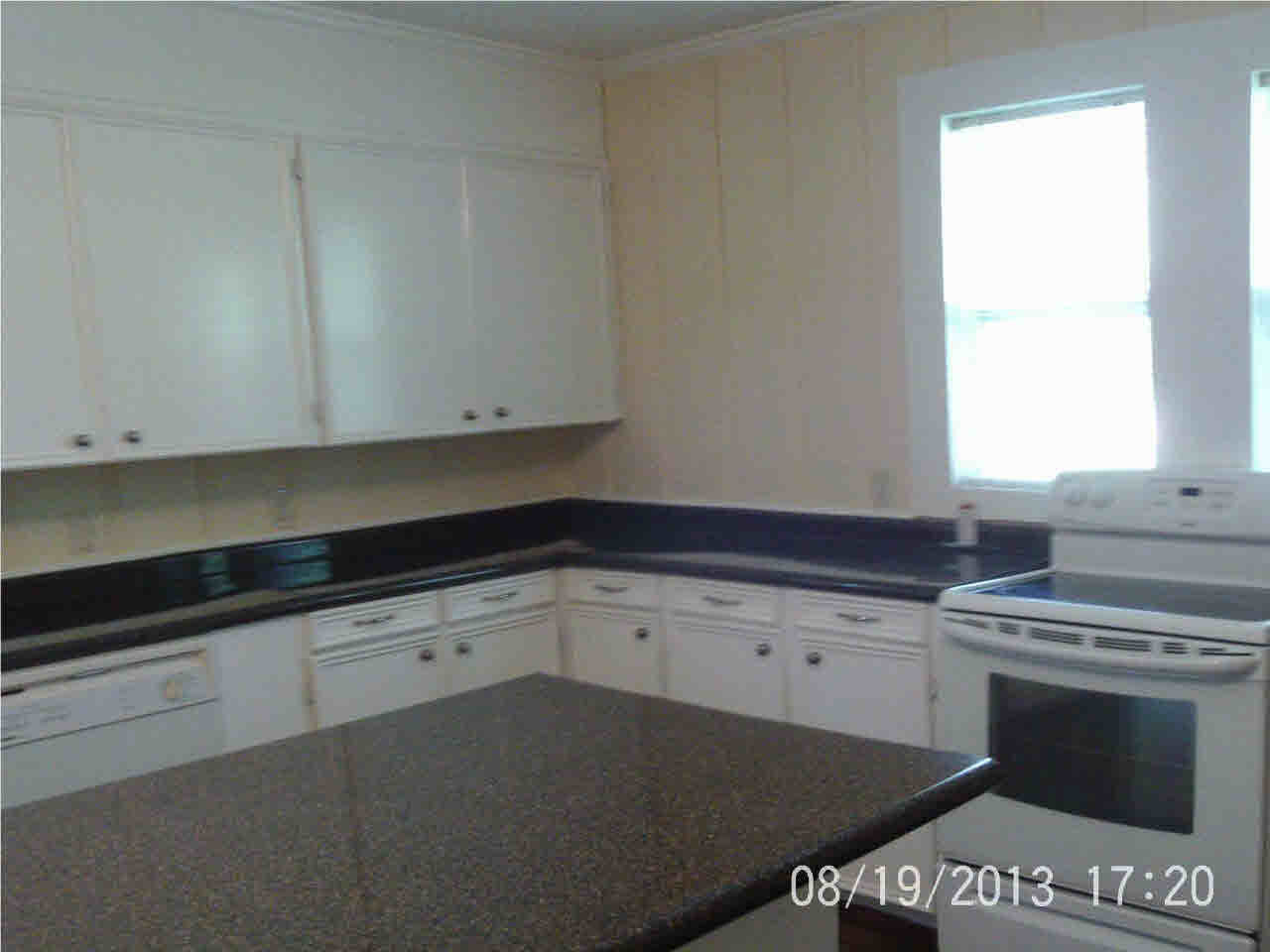 106 4th Avenue Southwest Magee, MS 39111 - Photo 3 of 9 Photo 3