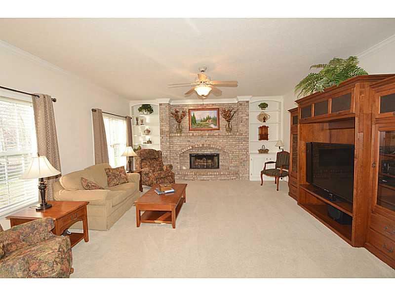 10322 Springstone Road McCordsville, IN 46055 - Photo 4 of 24