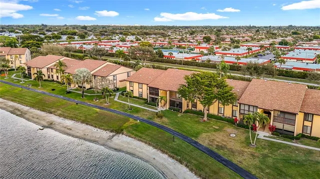 $1,800 | 826 Sky Pine Way, Unit G2, Greenacres, FL 33415