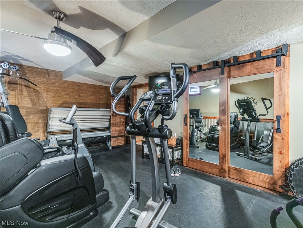 3498 Bancroft Road Akron, OH 44333 - Photo 29 of 30 Workout area with barn doors