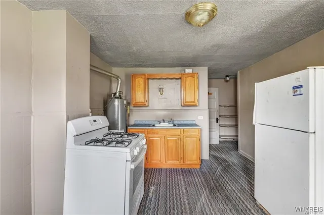 $229,500 | 1326 Lovejoy Street, Cheektowaga, NY 14206