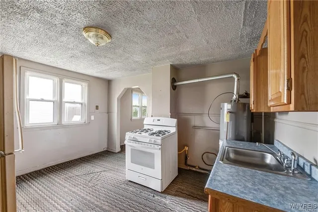 $229,500 | 1326 Lovejoy Street, Cheektowaga, NY 14206