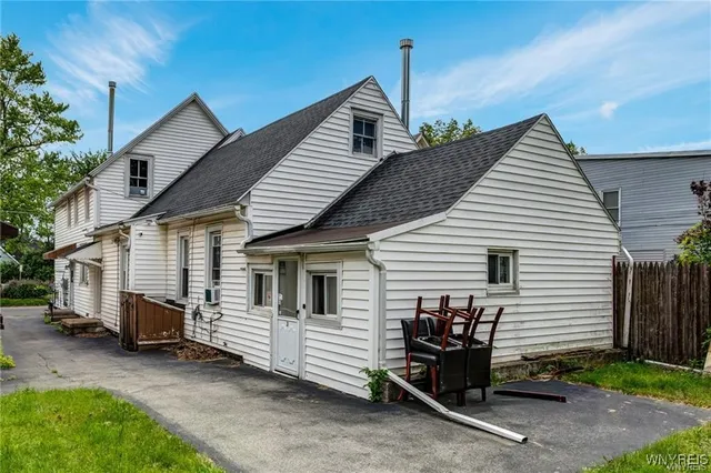 $229,500 | 1326 Lovejoy Street, Cheektowaga, NY 14206