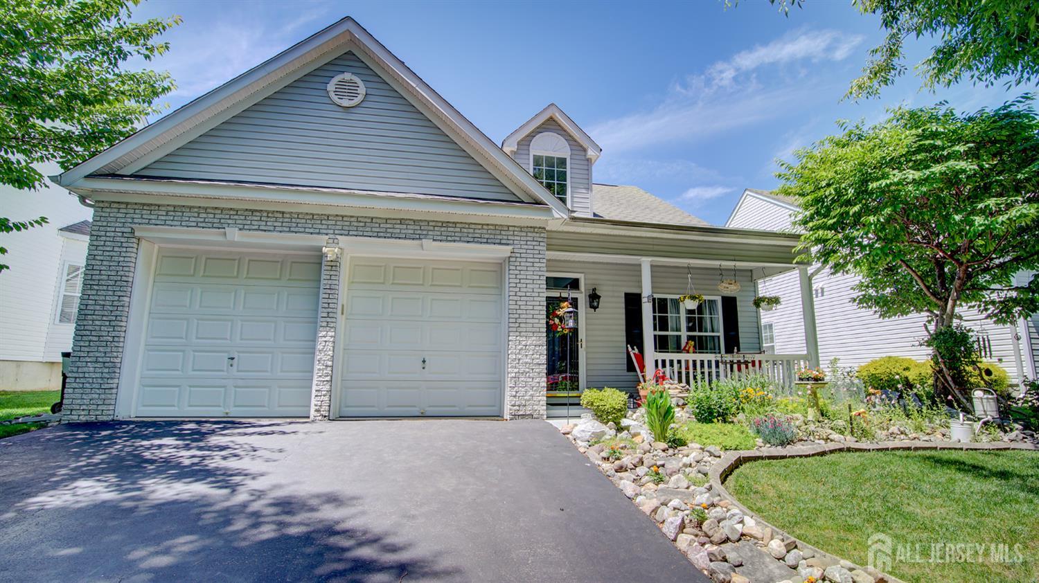 13 High Street Helmetta, NJ 08828 - Photo 3 of 42
