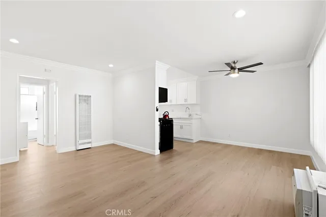 $1,895 | 20445 Saticoy Street, Unit 7, Winnetka, CA 91306