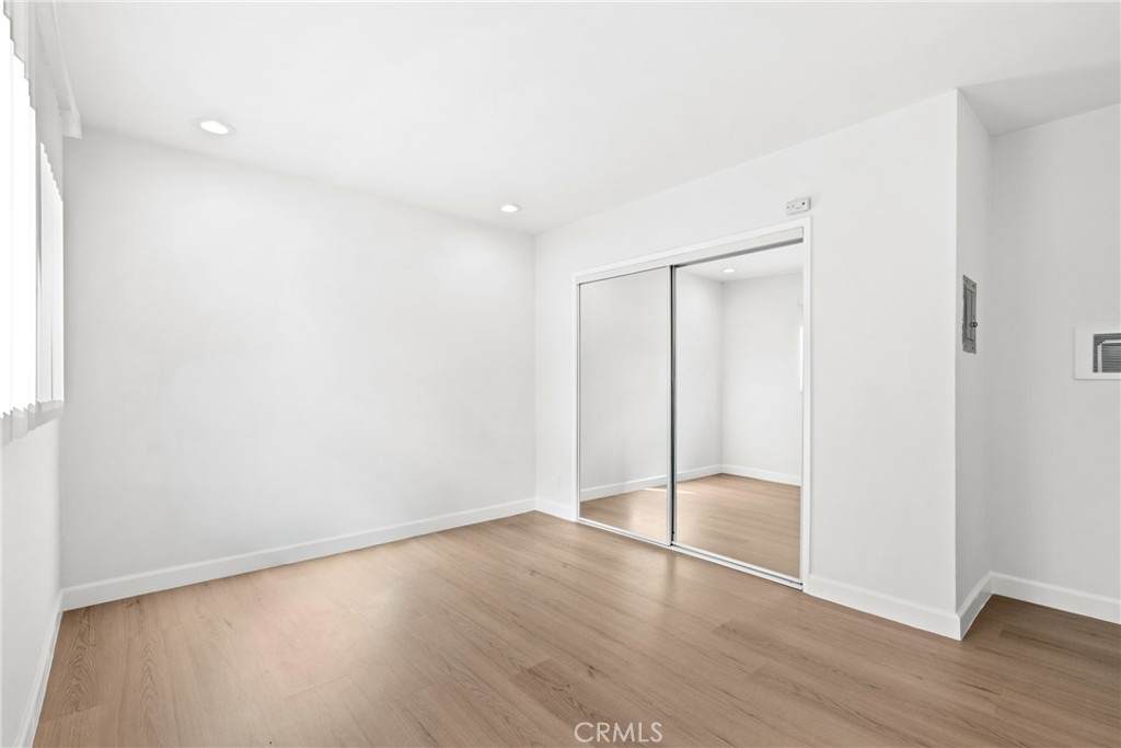 20445 Saticoy Street, Unit 7 Winnetka, CA 91306 - Photo 10 of 13