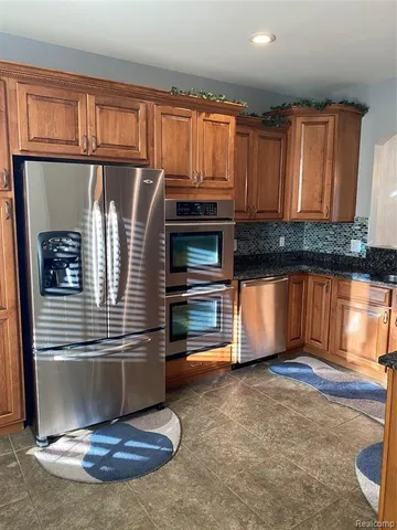 $3,500 | 1046 Lorenzo Court, Troy, MI 48085