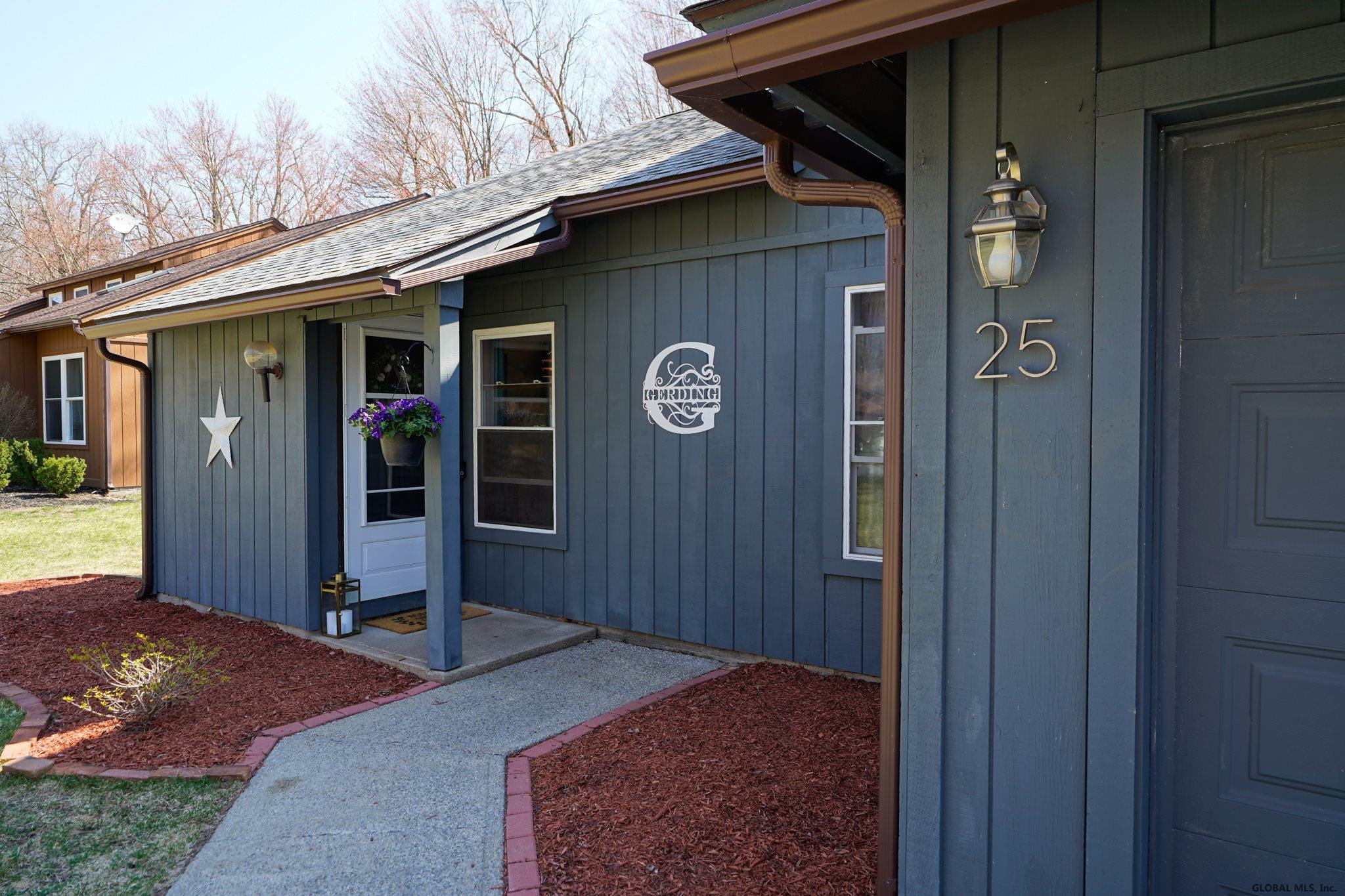 25 Thimbleberry Road Malta, NY 12020 - Photo 4 of 44 Photo 4