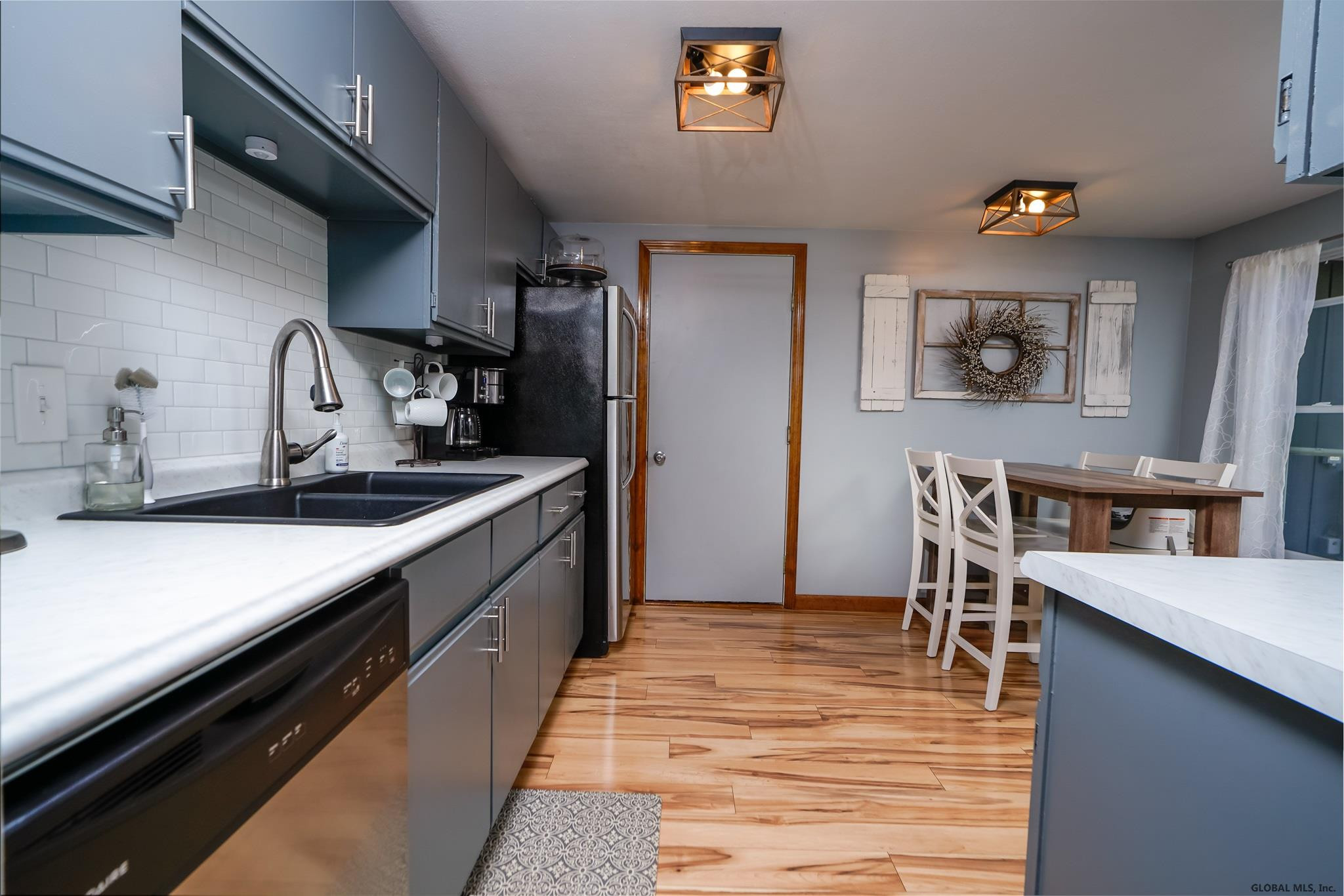 25 Thimbleberry Road Malta, NY 12020 - Photo 10 of 44 Photo 10