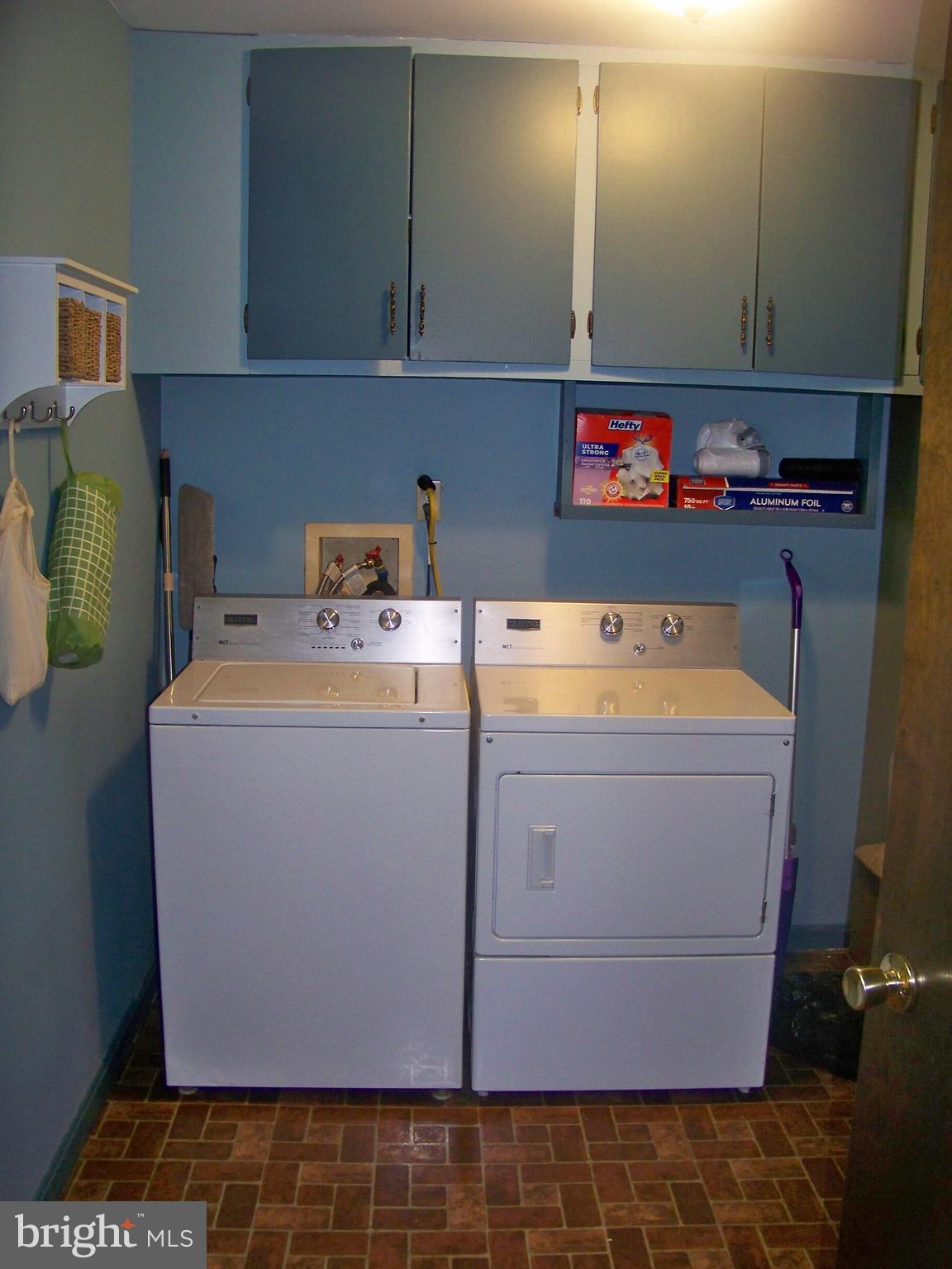 32 Green Acre Road Lititz, PA 17543 - Photo 13 of 21 a utility room with dryer and washer