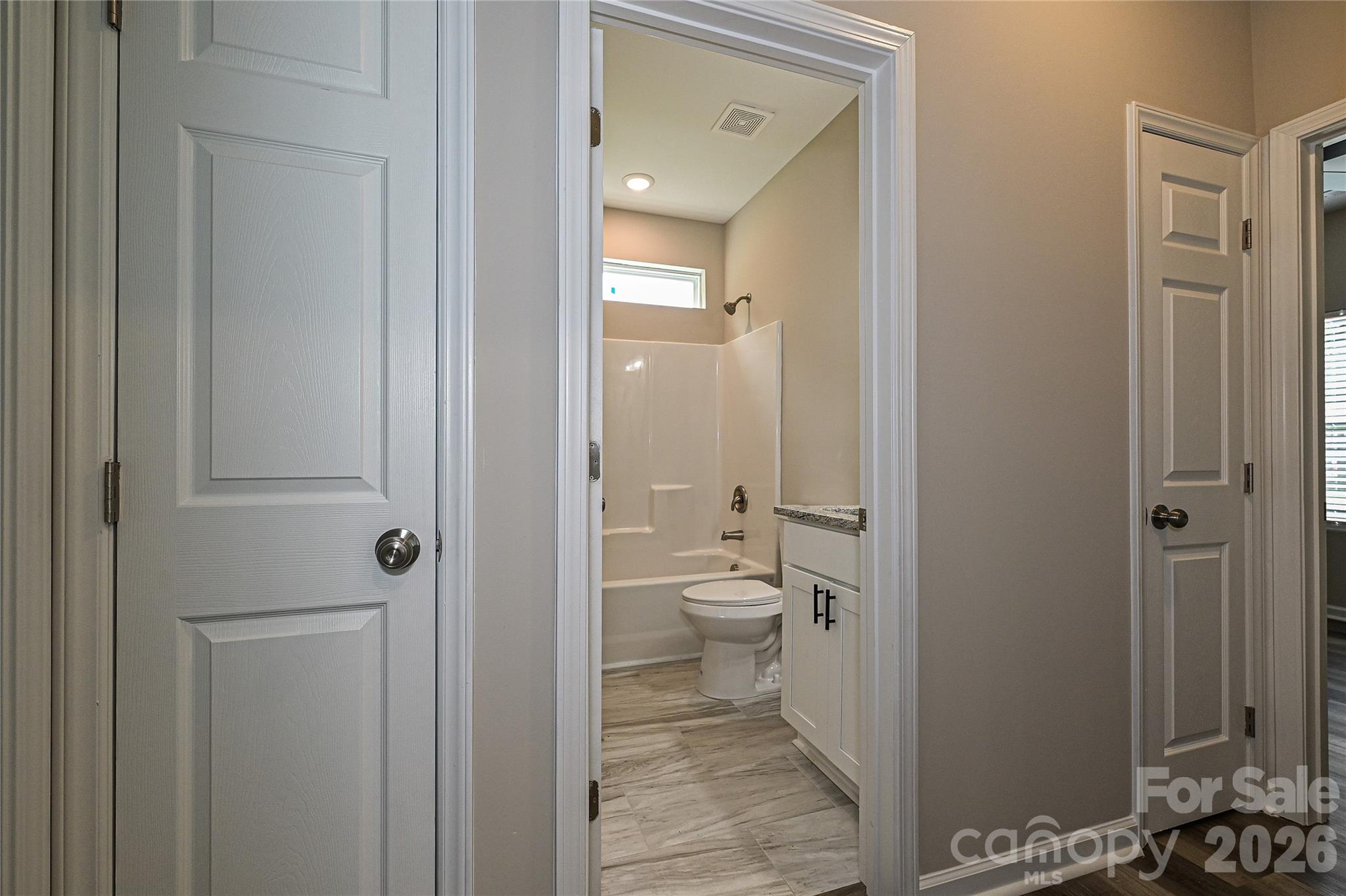 624 Harrison Street Rock Hill, SC 29730 - Photo 20 of 25 a bathroom with a toilet sink