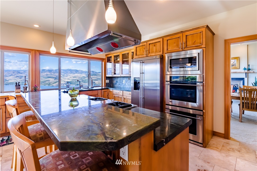770 Hawks Meadow Road Chelan, WA 98816 - Photo 11 of 25 Gallery Image 11