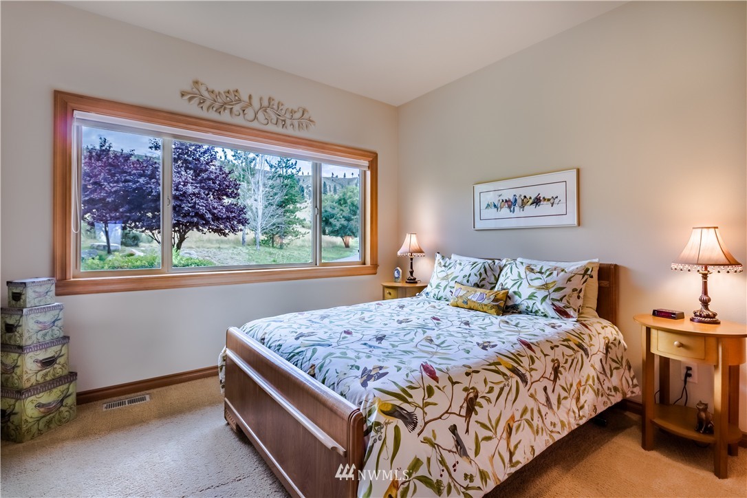 770 Hawks Meadow Road Chelan, WA 98816 - Photo 20 of 25 Gallery Image 20