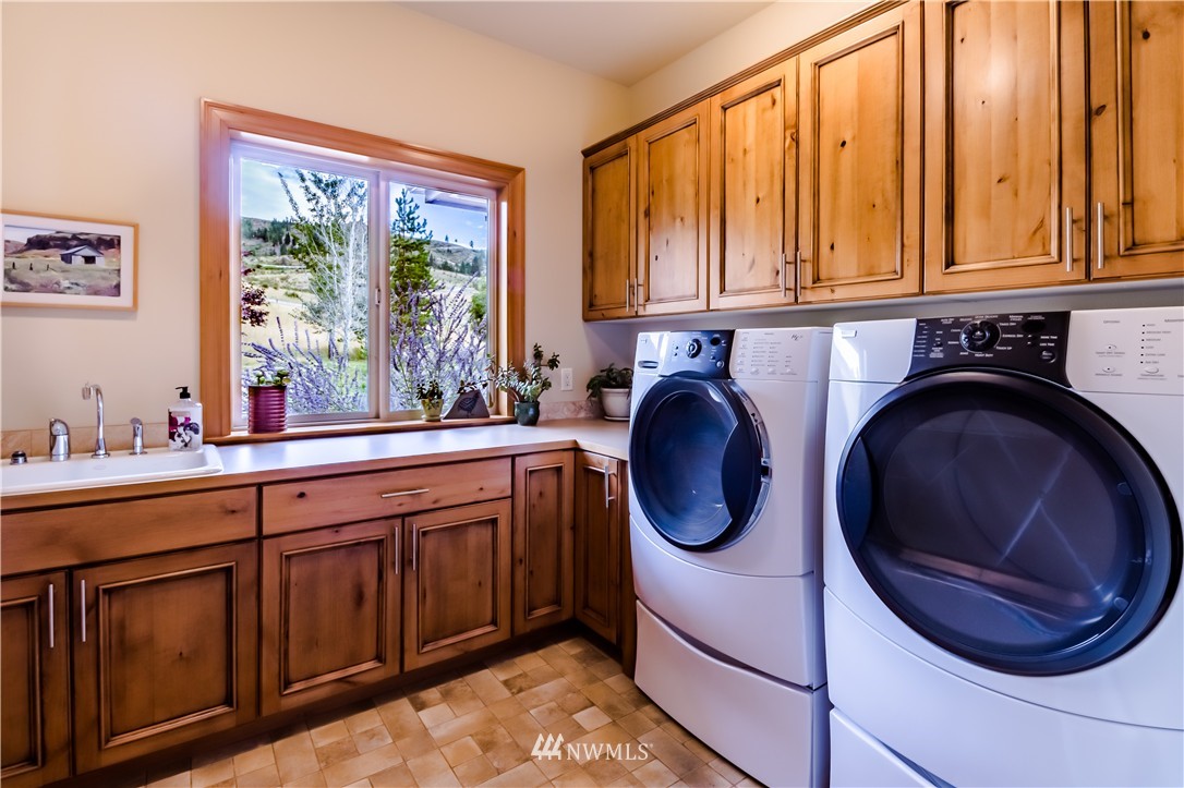 770 Hawks Meadow Road Chelan, WA 98816 - Photo 22 of 25 Gallery Image 22