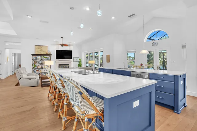 $9,950 | 8951 Southeast Marina Bay Drive, Hobe Sound, FL 33455