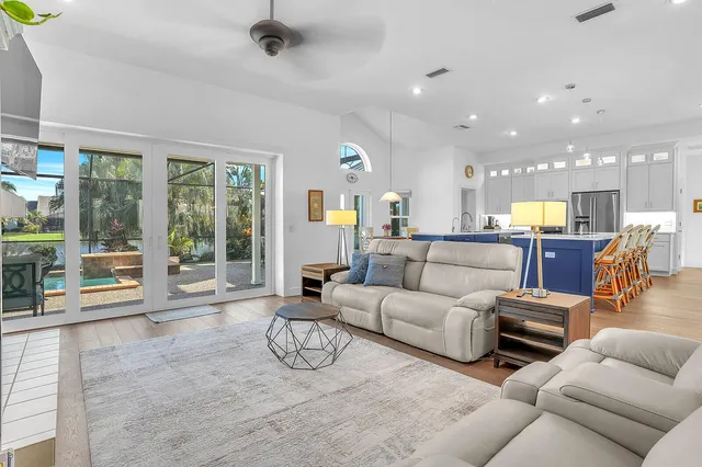 $9,950 | 8951 Southeast Marina Bay Drive, Hobe Sound, FL 33455