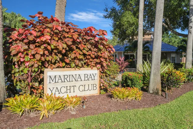 $9,950 | 8951 Southeast Marina Bay Drive, Hobe Sound, FL 33455