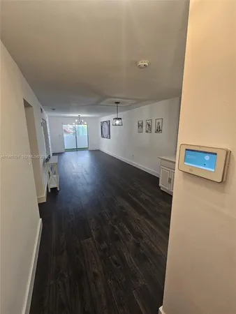 $2,500 | 6055 West 19th Avenue, Unit 209, Hialeah, FL 33012