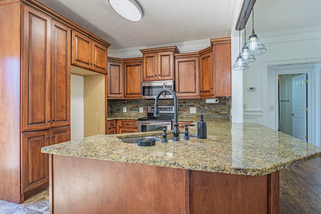 224 Pine Lake Road West Point, GA 31833 - Photo 6 of 37 Kitchen 1