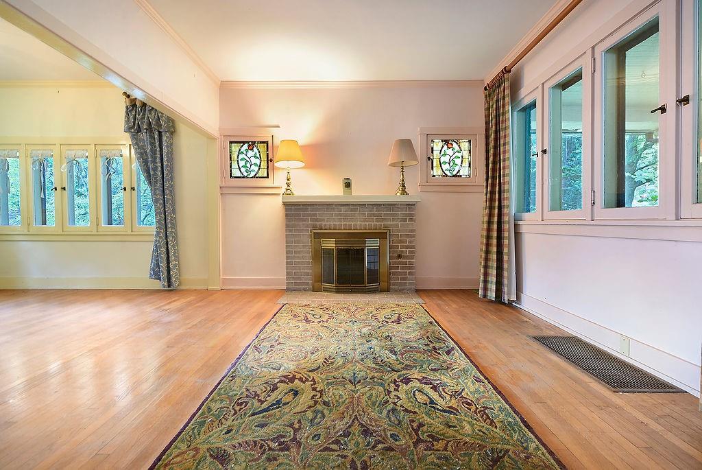 206 Woodside Road Pittsburgh, PA 15221 - Photo 2 of 36 Gallery Image 2