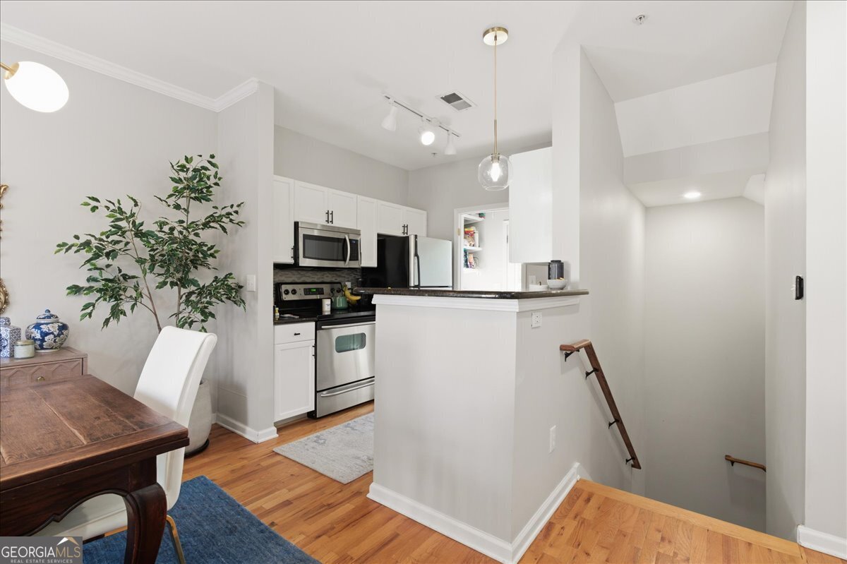 1150 Collier Road Northwest, Unit N4 Atlanta, GA 30318 - Photo 11 of 25