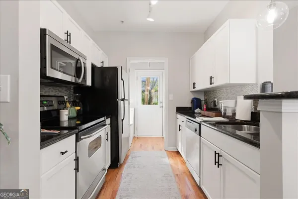 $2,800 | 1150 Collier Road Northwest, Unit N4, Atlanta, GA 30318