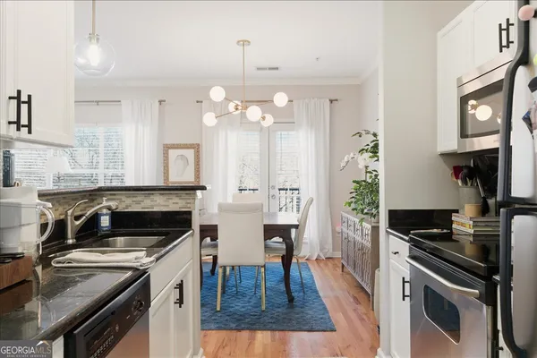 $2,800 | 1150 Collier Road Northwest, Unit N4, Atlanta, GA 30318