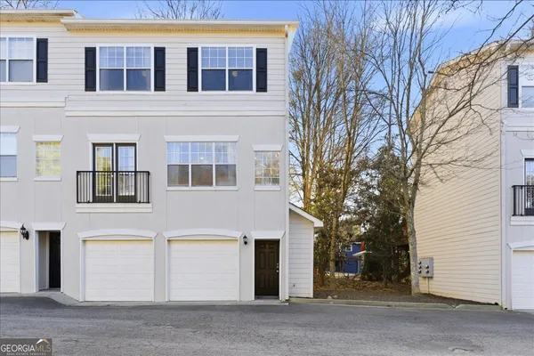 $2,800 | 1150 Collier Road Northwest, Unit N4, Atlanta, GA 30318