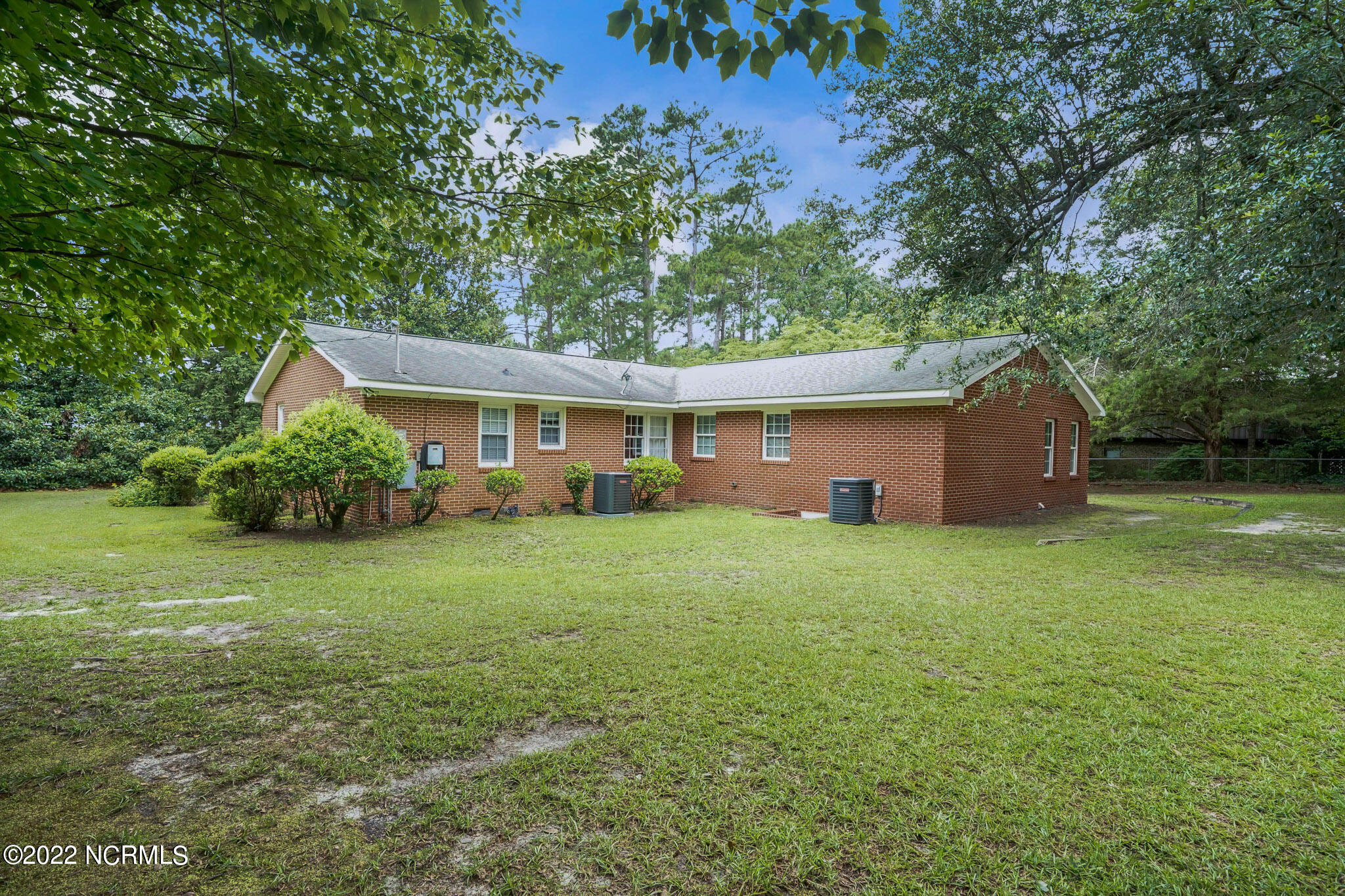 8706 Aberdeen Road Aberdeen, NC 28315 - Photo 21 of 25 Rearview - Exterior
