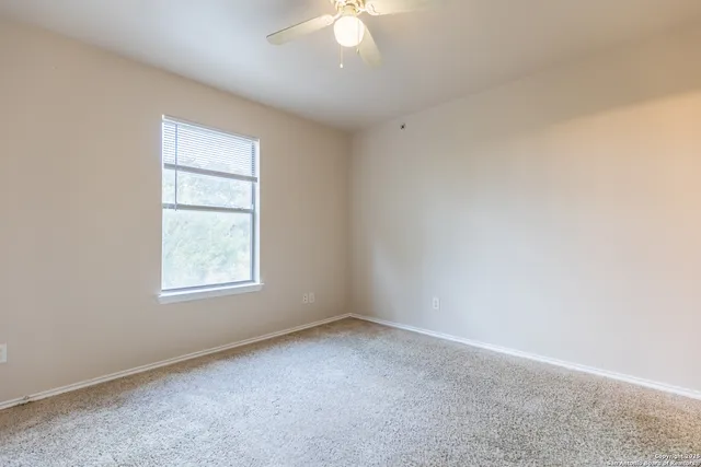 $1,100 | 10711 Mathom Landing, Unit 1, Universal City, TX 78148