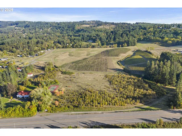$3,500,000 | 30295 Highway 99W, Newberg, OR 97132