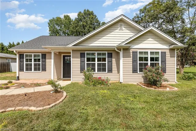 $260,000 | 261 Raymond Street, Mocksville, NC 27028