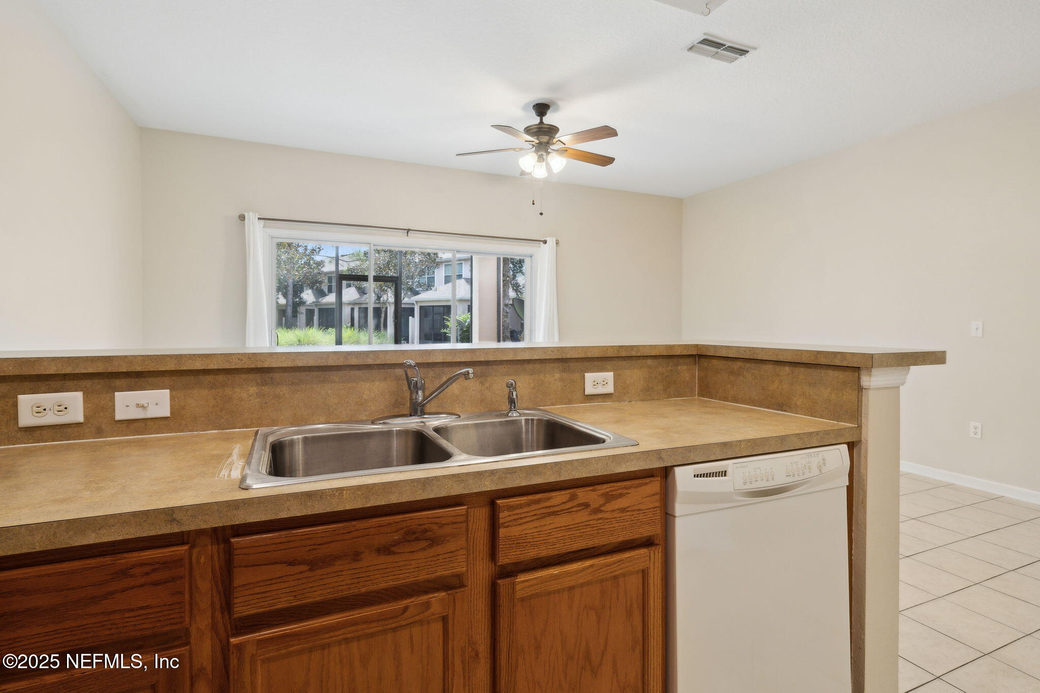 773 Crystal Way Orange Park, FL 32065 - Photo 15 of 72 15-web-or-mls-773 Crystal Way (15 of 38)