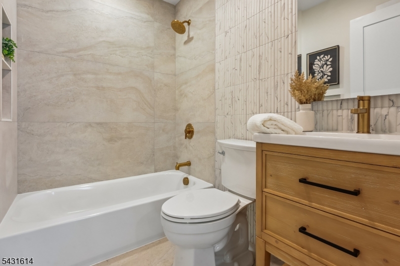 10 Rose Street Edison, NJ 08817 - Photo 21 of 48