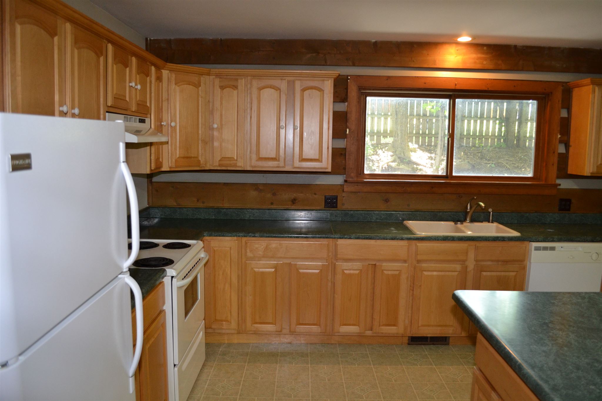 2067 Roundabout Road Monticello, IN 47960 - Photo 12 of 36 Gallery Image 12