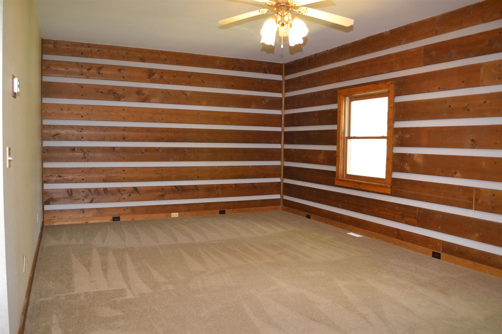 2067 Roundabout Road Monticello, IN 47960 - Photo 14 of 36 Gallery Image 14