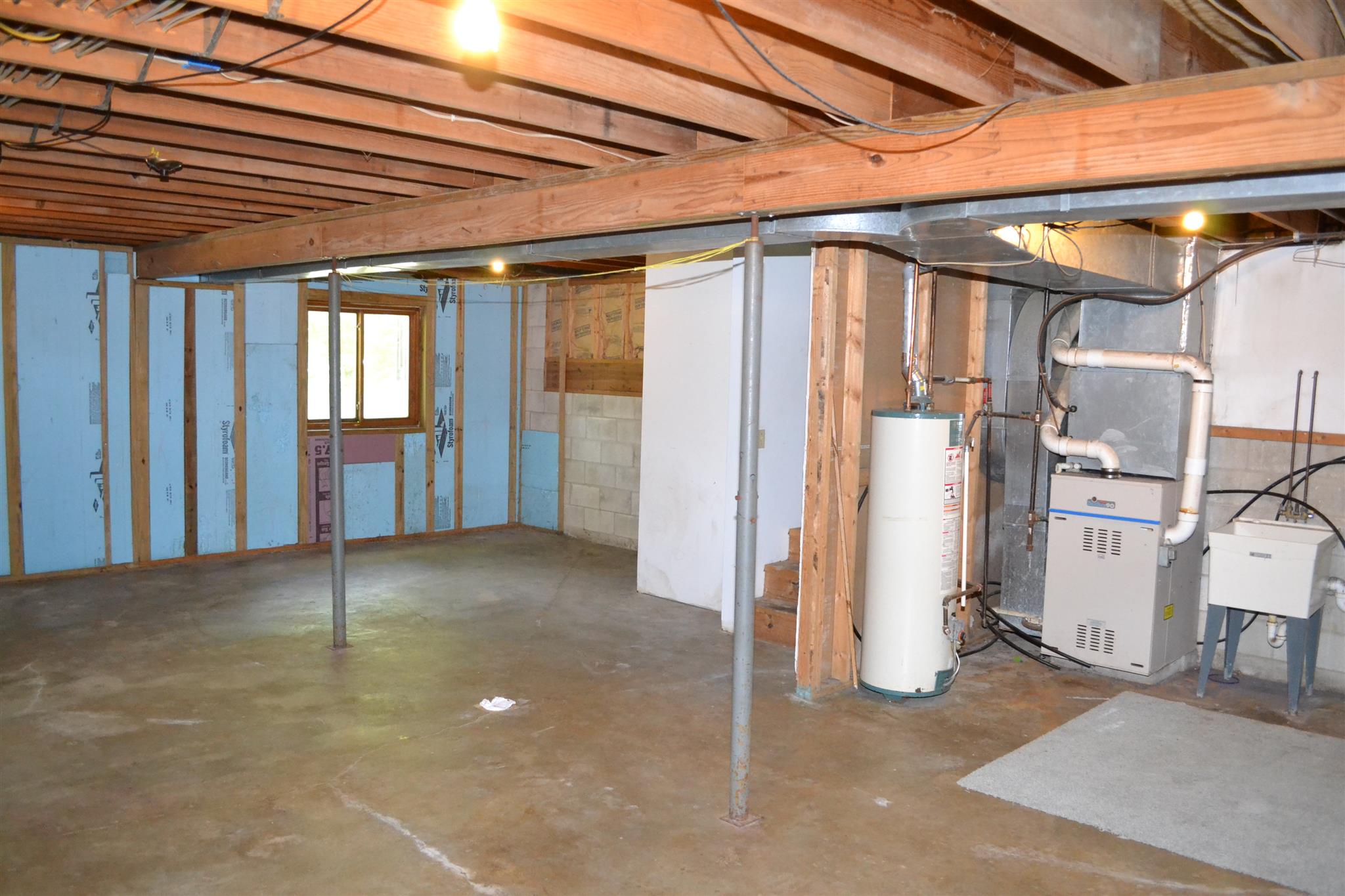 2067 Roundabout Road Monticello, IN 47960 - Photo 28 of 36 Gallery Image 28