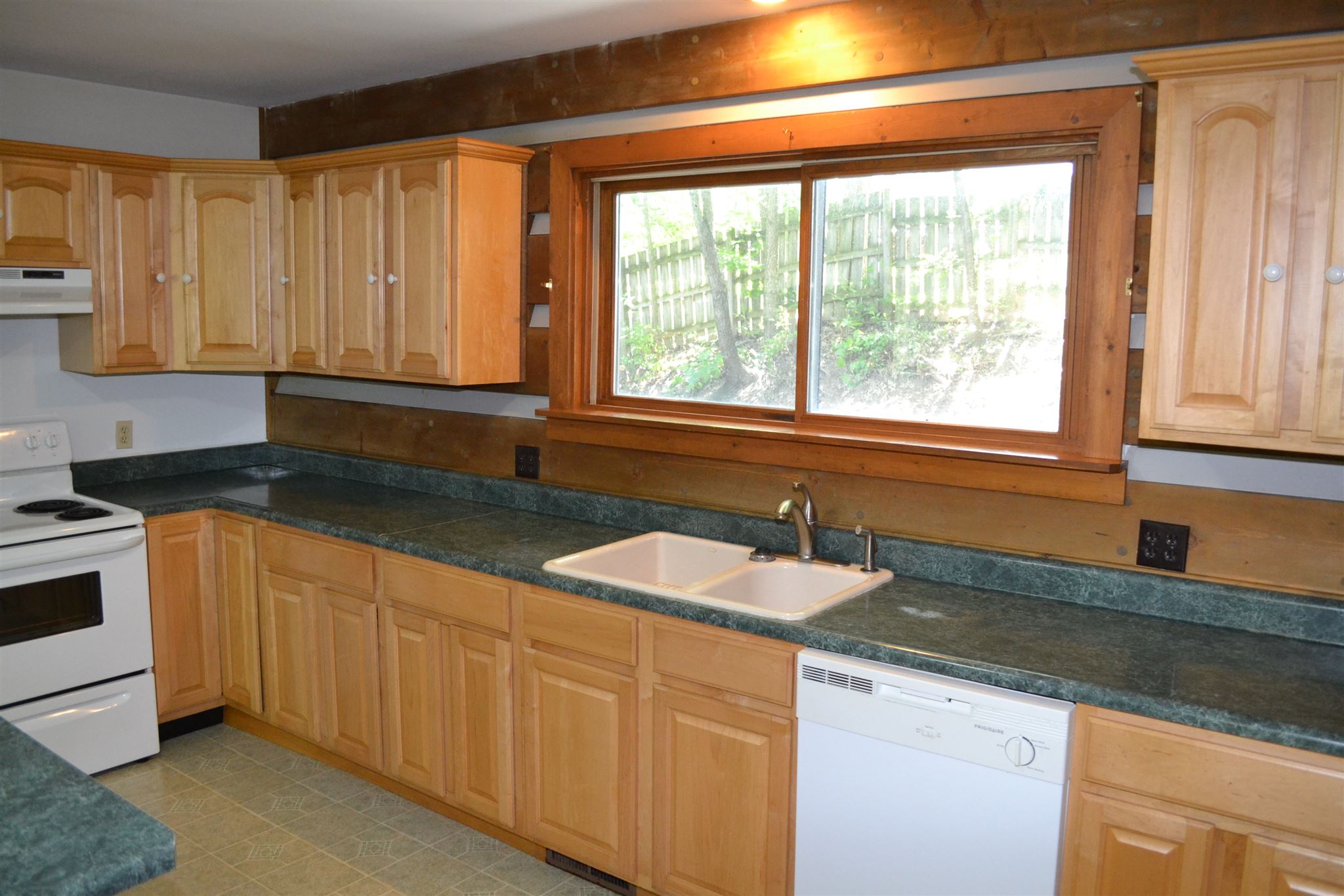 2067 Roundabout Road Monticello, IN 47960 - Photo 8 of 36 Gallery Image 8